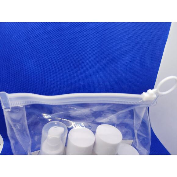 Target Bullseye Travel Bottle Set of 4 with Travel Pouch (NEW IN PACK) - Picture 5 of 6